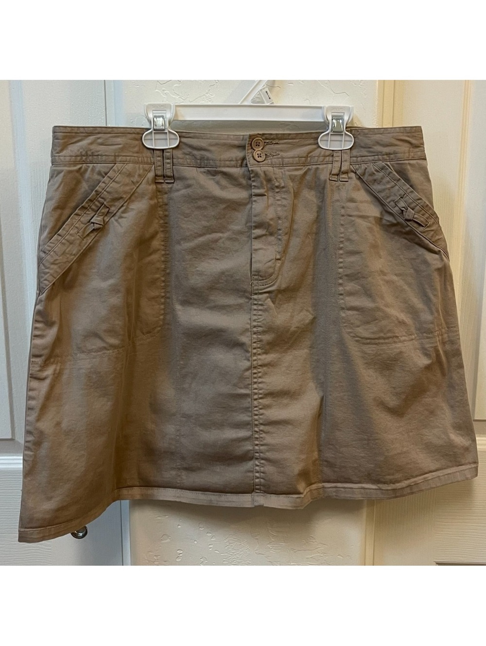 White Stag Khaki Stretch Mini Skort - Size 14